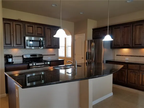 $2,300 | 743 Easton Drive, San Marcos, TX 78666