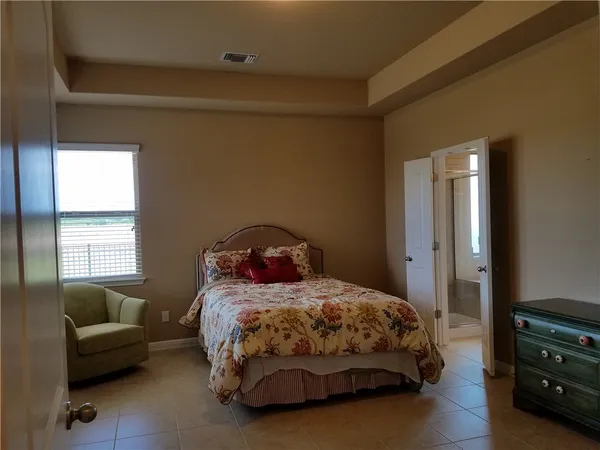 $2,300 | 743 Easton Drive, San Marcos, TX 78666