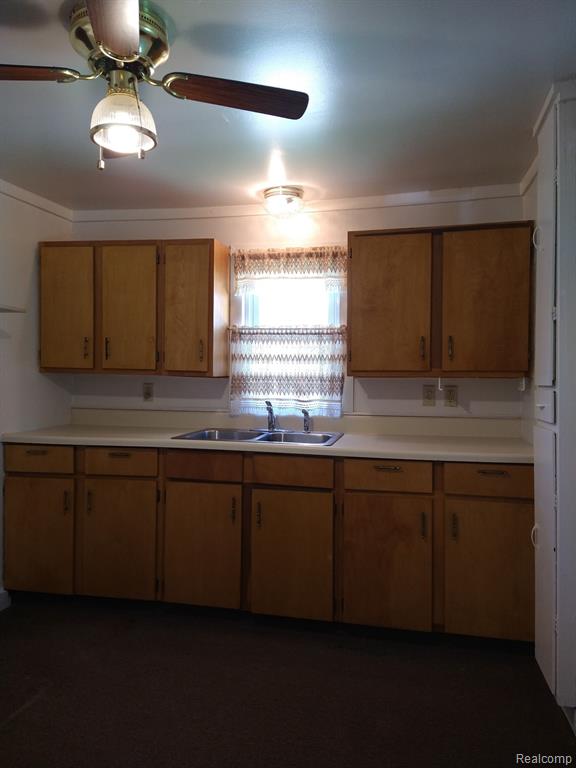 4169 Springfield Street Burton, MI 48509 - Photo 3 of 10