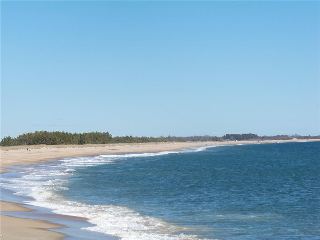 40 Williams Avenue Westerly, RI 02891 - Photo 2 of 2