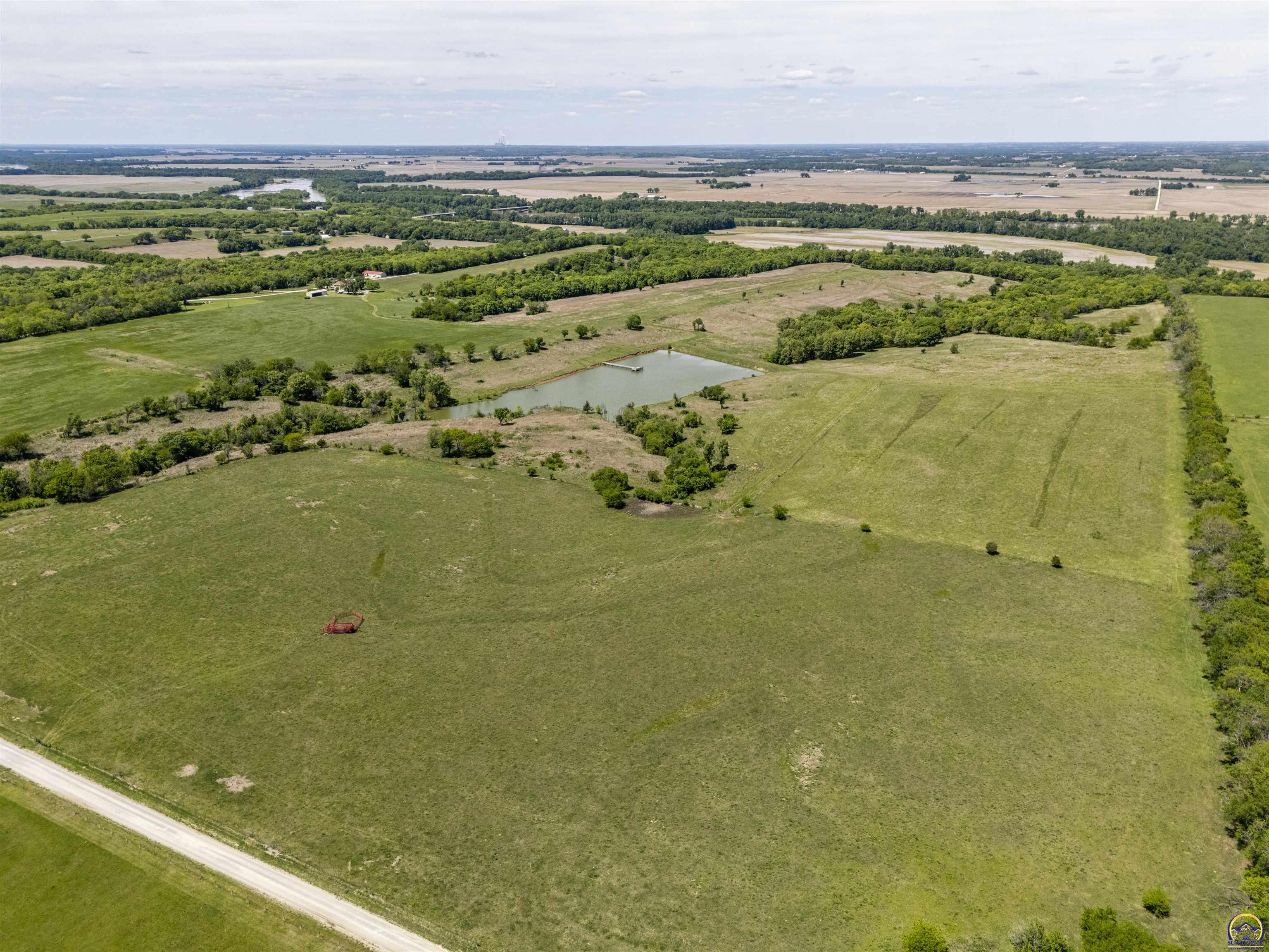 2026 Northwest Douglas Road Topeka, KS 66615 - Photo 62 of 94