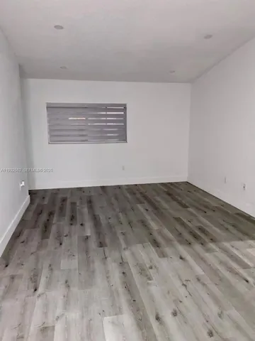 $2,300 | 7956 West 29th Lane, Unit 2015, Hialeah, FL 33018