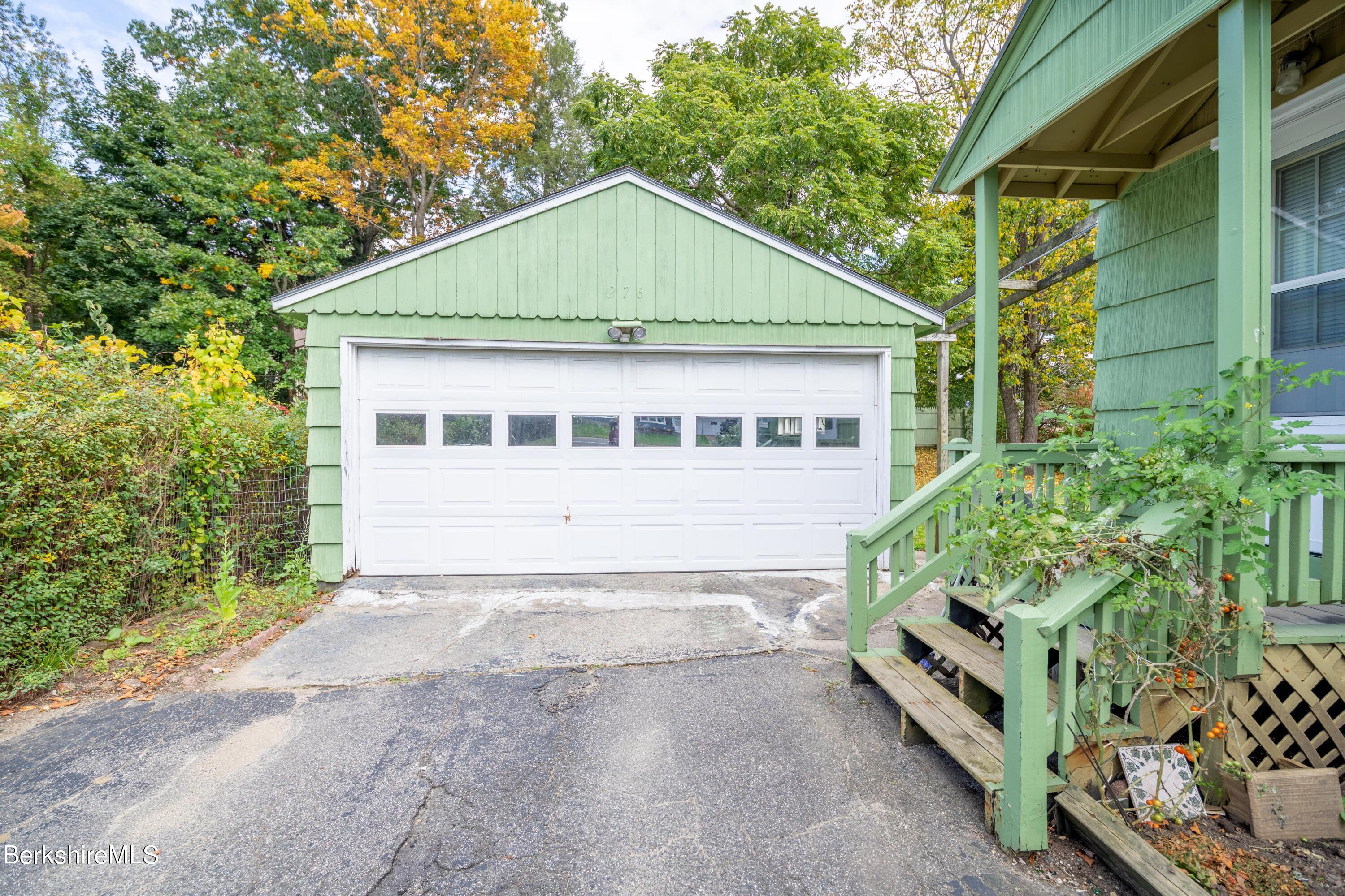 276 Cheshire Road Pittsfield, MA 01201 - Photo 4 of 24 Garage & Porch