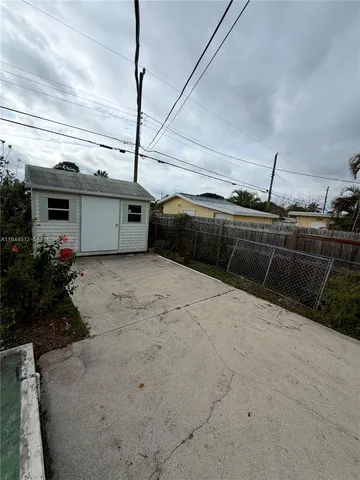 a view of a outdoor space