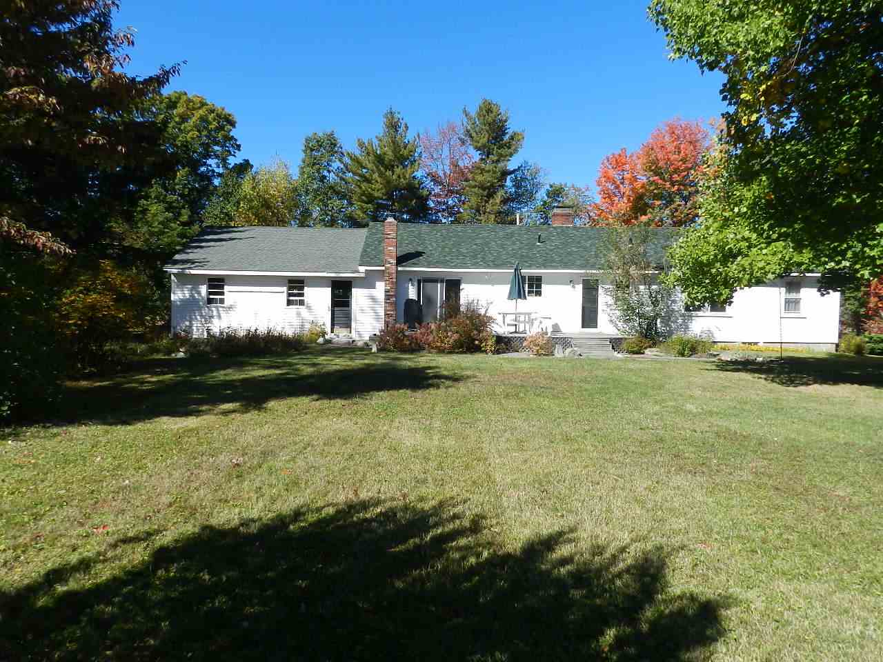 16 Canopache Road Wolfeboro, NH 03894 - Photo 3 of 22