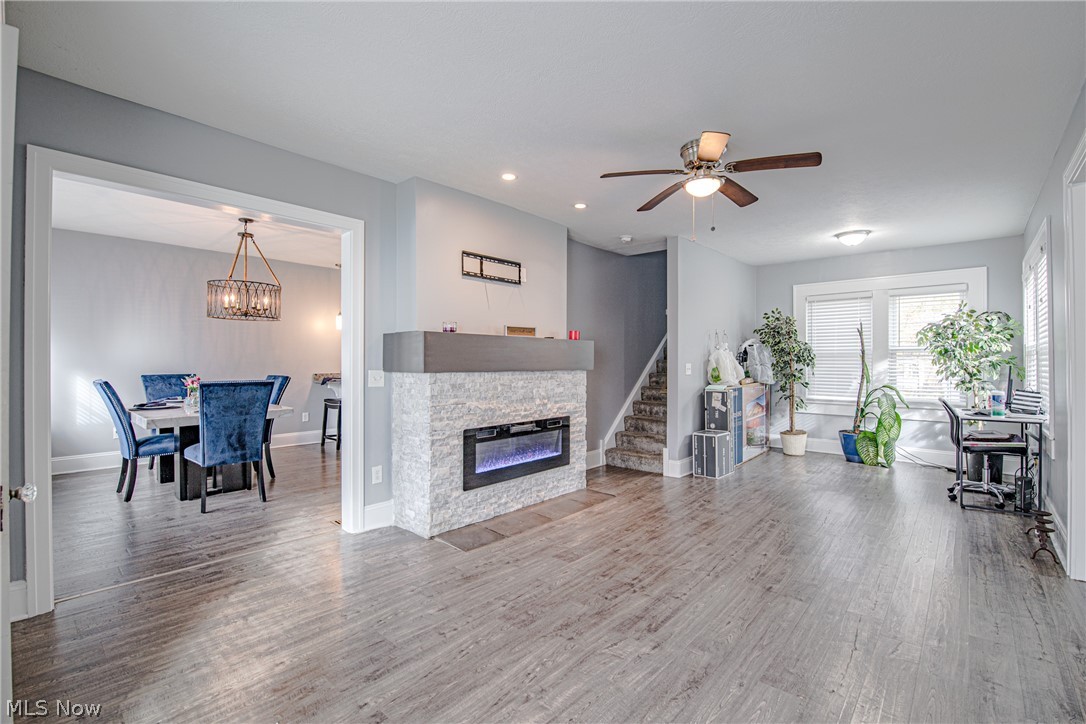 1387 Plainfield Road Cleveland, OH 44121 - Photo 13 of 31