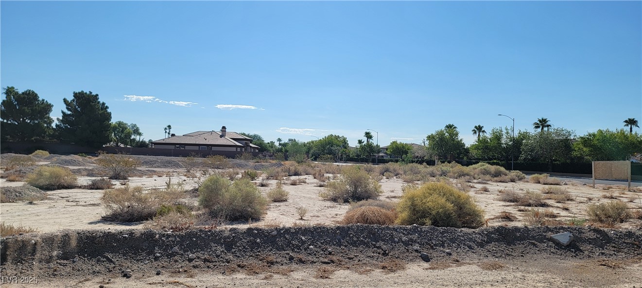7026 Farm Road Las Vegas, NV 89131 - Photo 7 of 7 View of undeveloped land