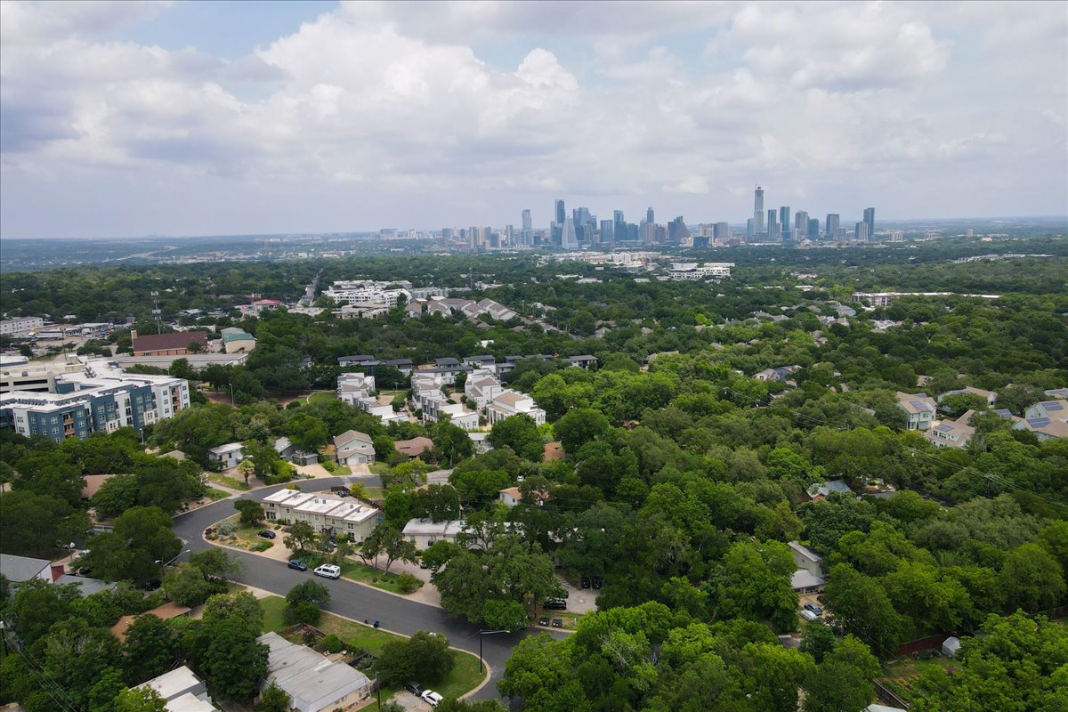 2000 Lightsey Road, Unit 3 Austin, TX 78704 - Photo 21 of 29 Bird's eye view of city skyline