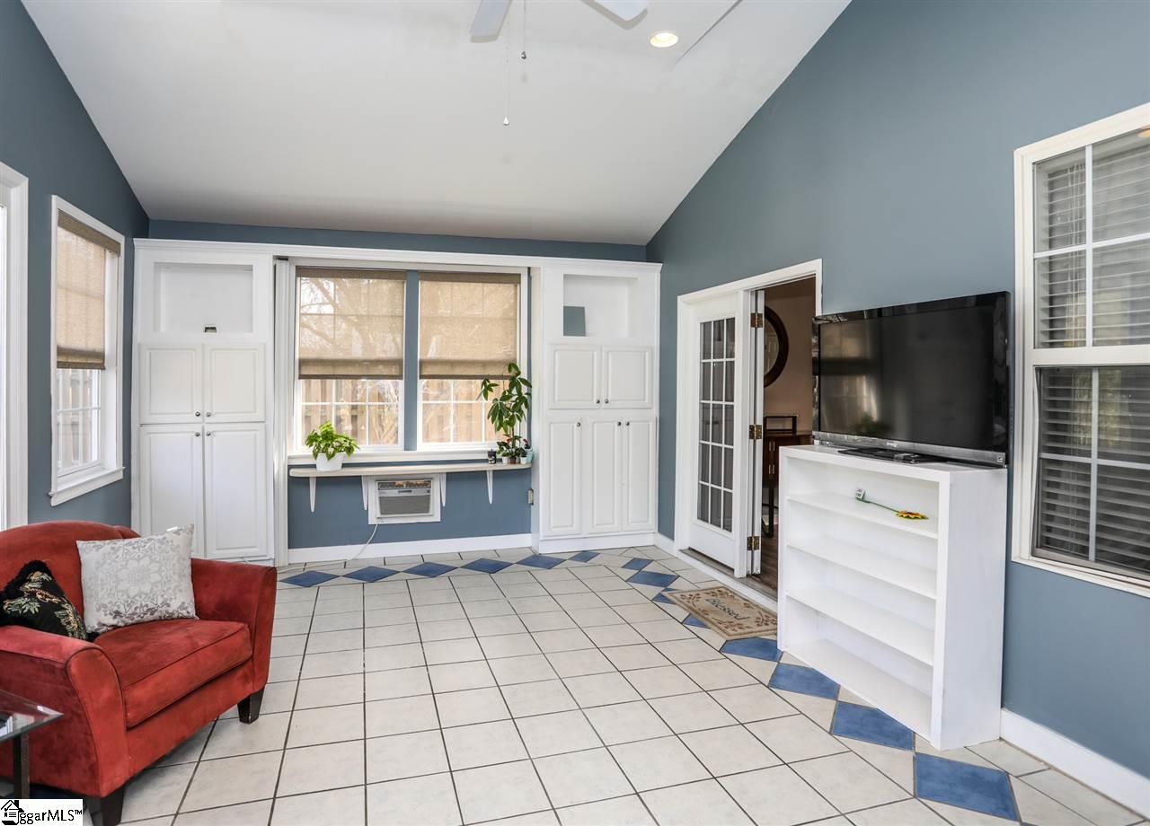 210 Tanner Chase Way Greenville, SC 29607 - Photo 33 of 36 Gallery Image 33