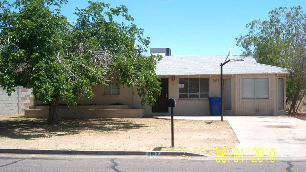 2617 West Vineyard Road Tempe, AZ 85282 - Photo 1 of 1 Front View