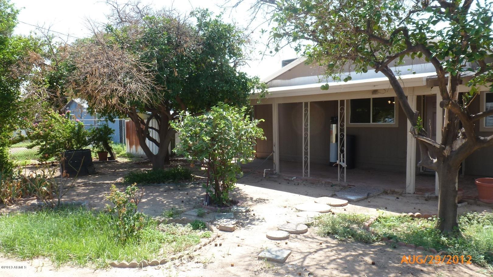 1736 East Pecan Road Phoenix, AZ 85040 - Photo 12 of 26 9 Backyard