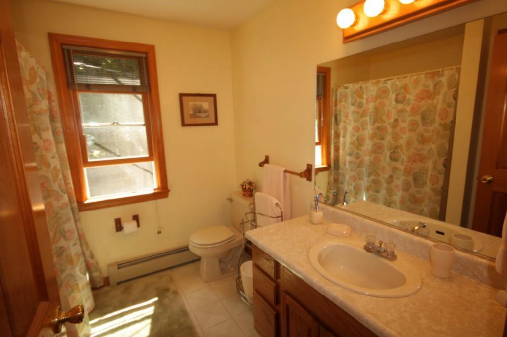 14 Schooner Ridge Road East Boothbay, ME 04544 - Photo 27 of 29 The second floor bathroom, with...