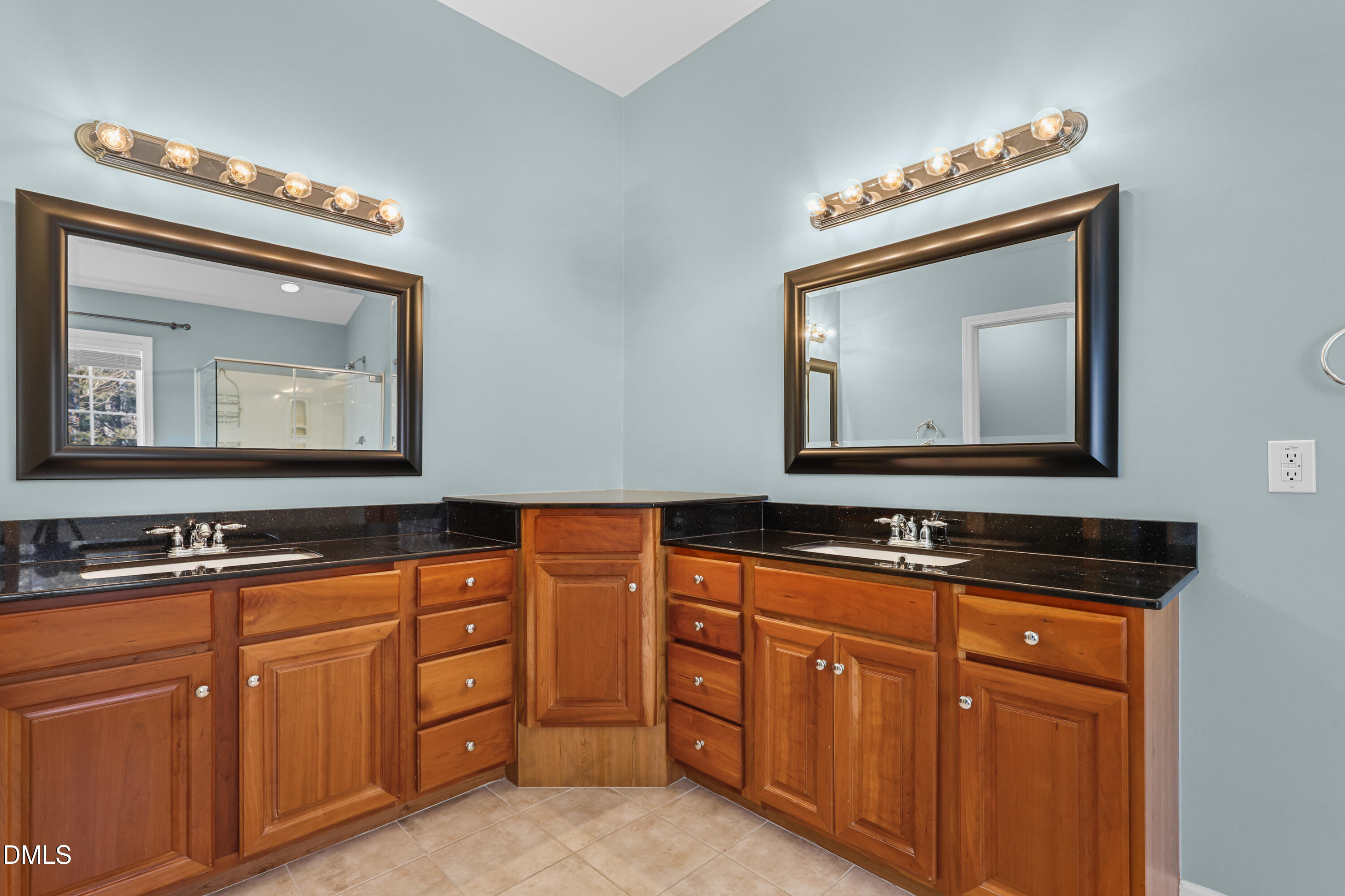 13304 Ashford Park Drive Raleigh, NC 27613 - Photo 24 of 39 22