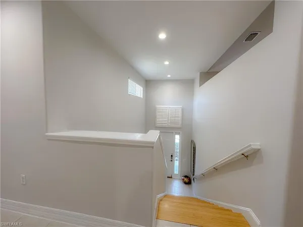 $3,000 | 8310 Big Acorn Circle, Unit 1003, Naples, FL 34119