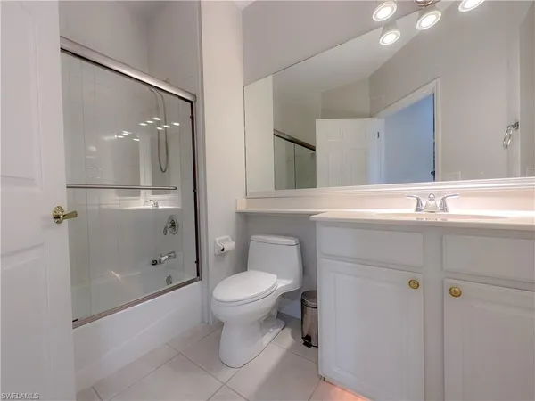 $3,000 | 8310 Big Acorn Circle, Unit 1003, Naples, FL 34119
