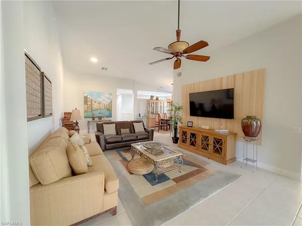 $3,000 | 8310 Big Acorn Circle, Unit 1003, Naples, FL 34119