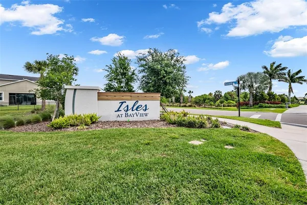 $2,950 | 11817 Moonsail Drive, Palmetto, FL 34221