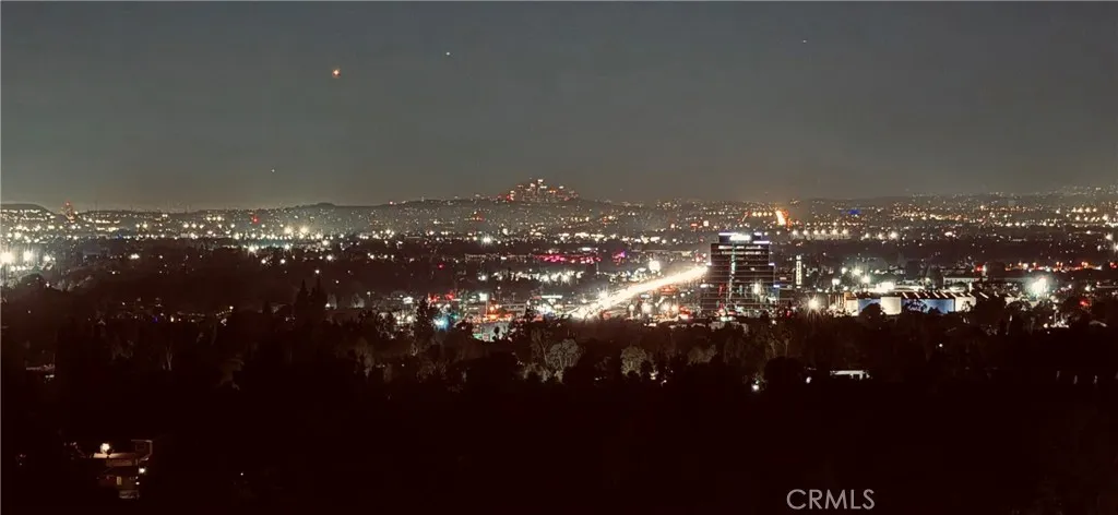 20896 Oak View Covina, CA 91724 - Photo 1 of 5 a view of city and sunset