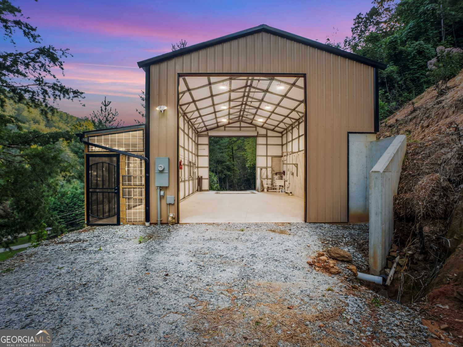 1063 Rickman Airfield Road Clayton, GA 30525 - Photo 17 of 34