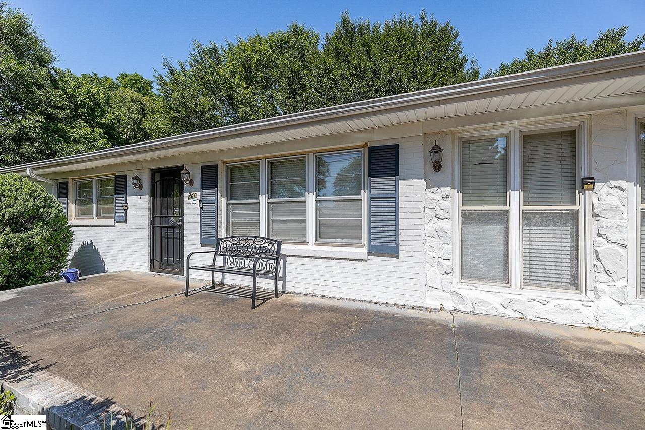 860 Dan River Road Spartanburg, SC 29307 - Photo 16 of 33 Gallery Image 16
