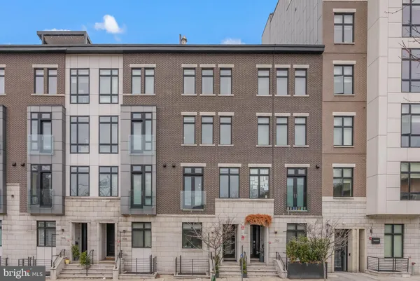 $1,600,000 | 308 North 2nd Street, Philadelphia, PA 19106