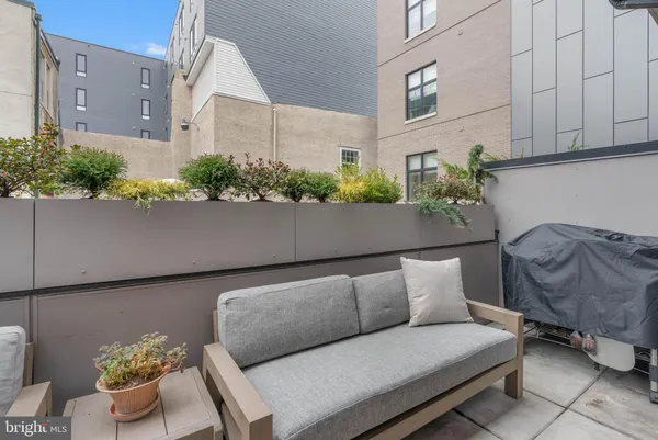$1,600,000 | 308 North 2nd Street, Philadelphia, PA 19106