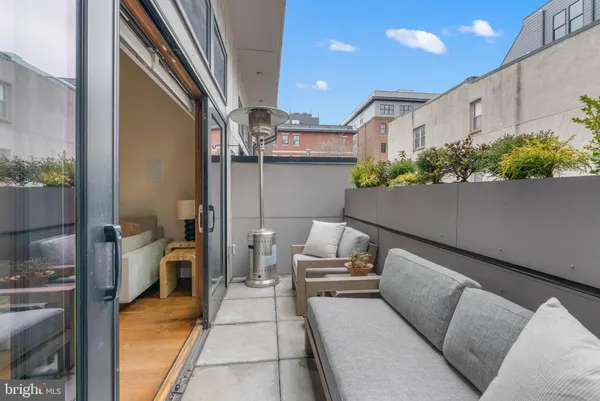 $1,600,000 | 308 North 2nd Street, Philadelphia, PA 19106