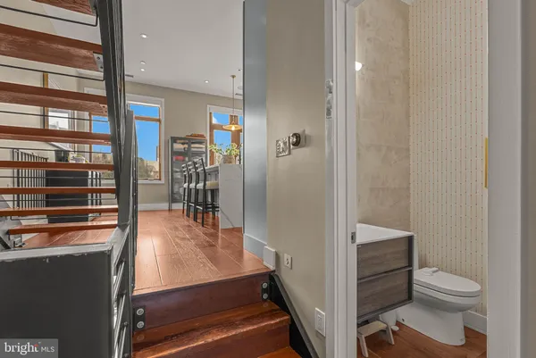 $1,600,000 | 308 North 2nd Street, Philadelphia, PA 19106