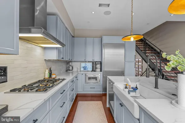 $1,600,000 | 308 North 2nd Street, Philadelphia, PA 19106