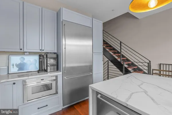 $1,600,000 | 308 North 2nd Street, Philadelphia, PA 19106