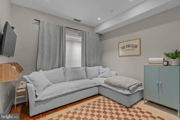 $1,600,000 | 308 North 2nd Street, Philadelphia, PA 19106