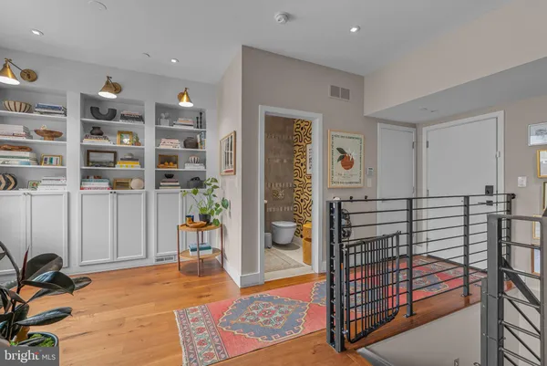 $1,600,000 | 308 North 2nd Street, Philadelphia, PA 19106