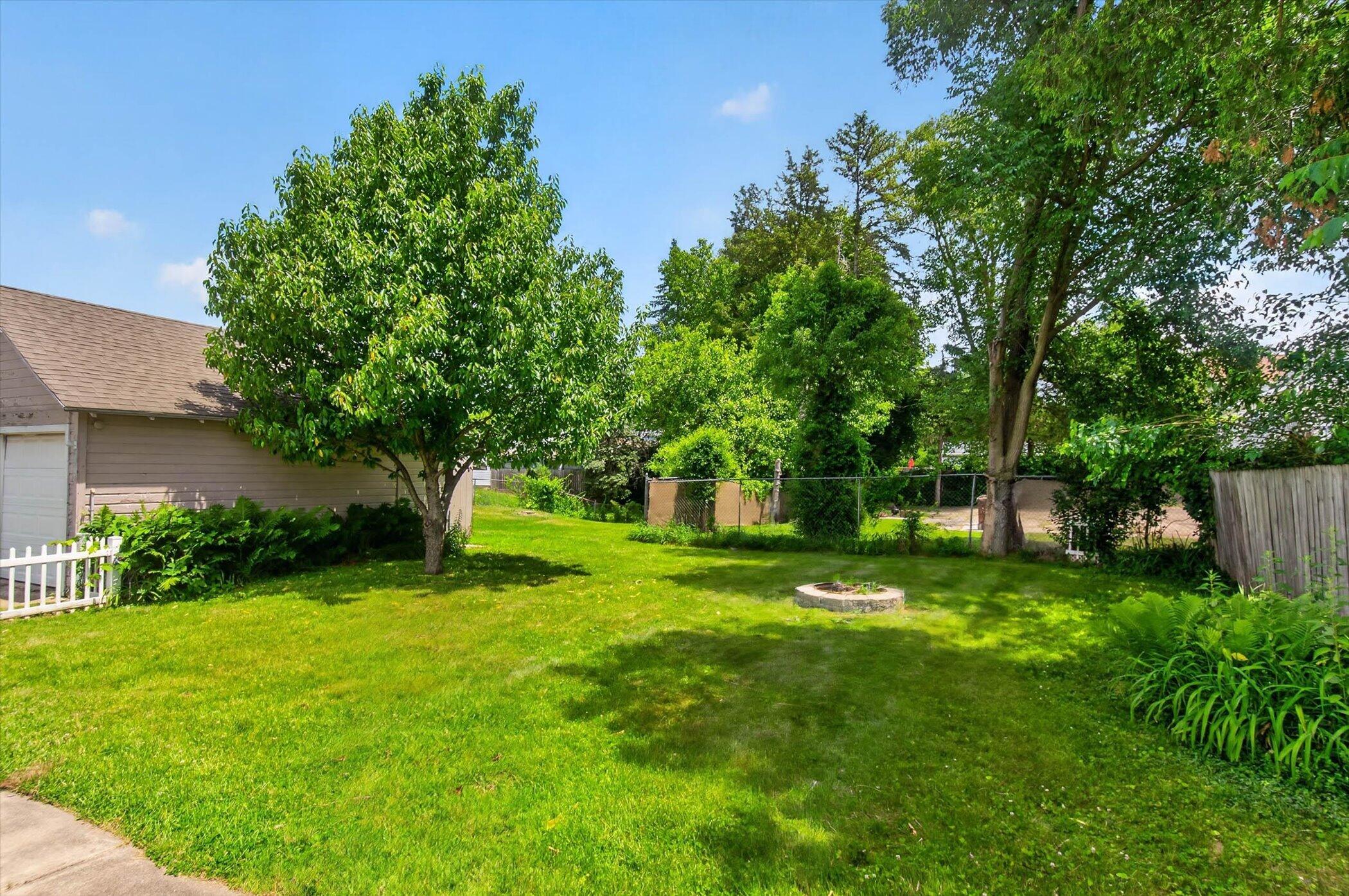 2815 Overhill Road Jackson, MI 49203 - Photo 31 of 31 31-2815-Overhill-Rd-WindowStill-Photogra