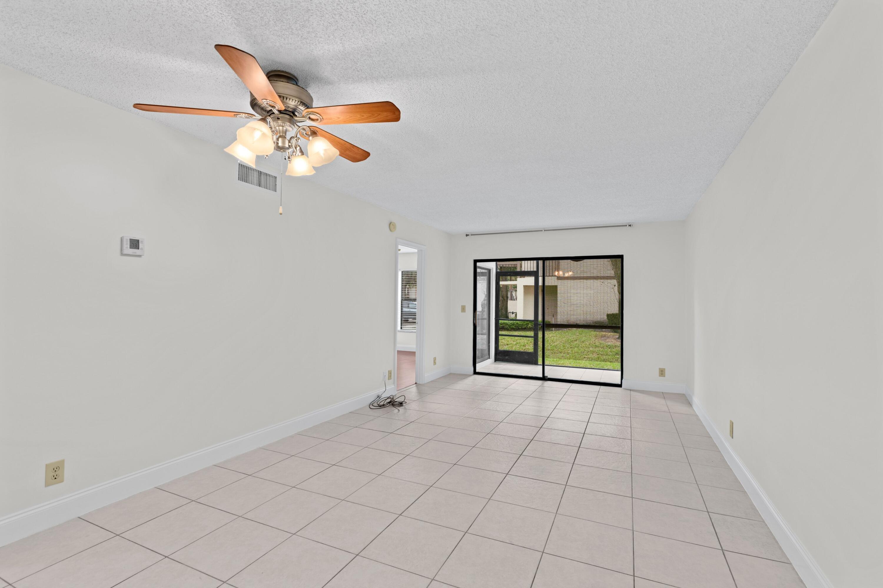 3129 Millwood Terrace, Unit 1380 Boca Raton, FL 33431 - Photo 3 of 29 Living Room