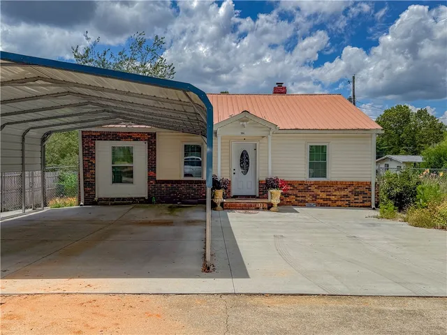 $235,000 | 504 Bolick Street, Seneca, SC 29672