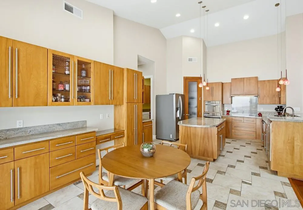 13620 Holly Oak Way Poway, CA 92064 - Photo 15 of 75