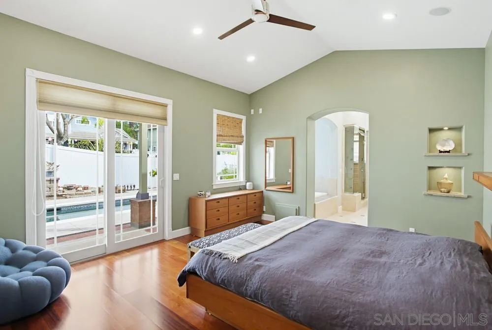 13620 Holly Oak Way Poway, CA 92064 - Photo 21 of 75 Primary Bedroom