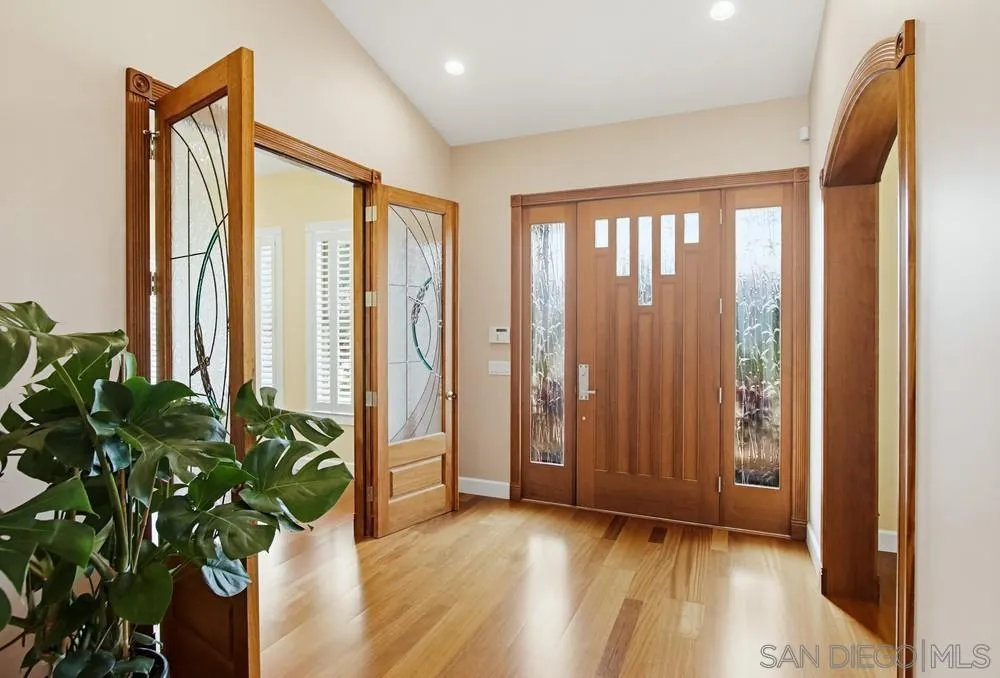 13620 Holly Oak Way Poway, CA 92064 - Photo 8 of 75 Main House Entry