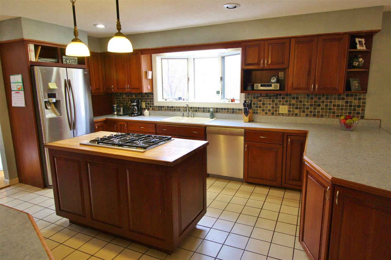 331 Walker Road Grantham, NH 03753 - Photo 3 of 34