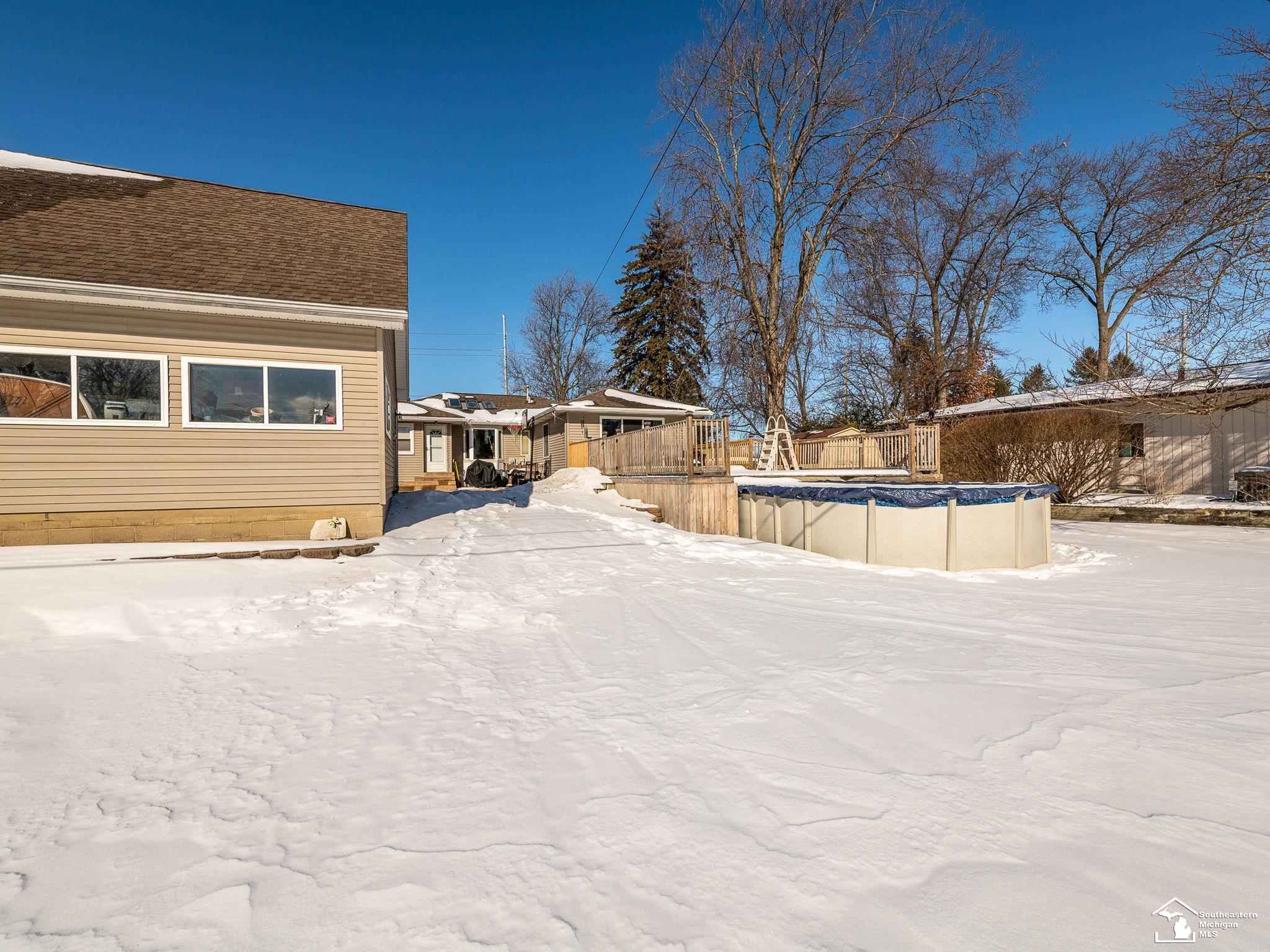 616 Cole Road Monroe, MI 48162 - Photo 35 of 43 50199219-11ccb980-2003-4183-a6ae-2cbe0ec466b9.JPG