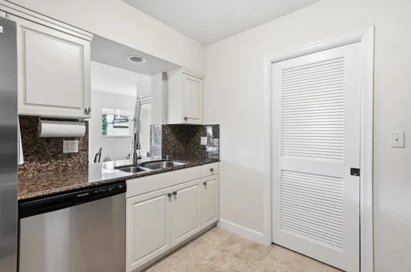 $750,000 | 2140 Northeast 52nd Court, Fort Lauderdale, FL 33308