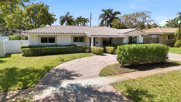 $750,000 | 2140 Northeast 52nd Court, Fort Lauderdale, FL 33308