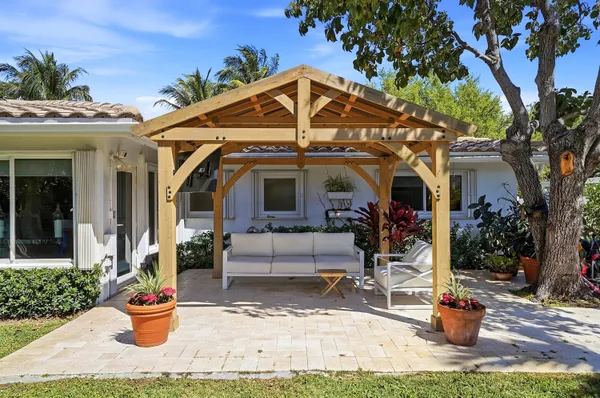 $750,000 | 2140 Northeast 52nd Court, Fort Lauderdale, FL 33308