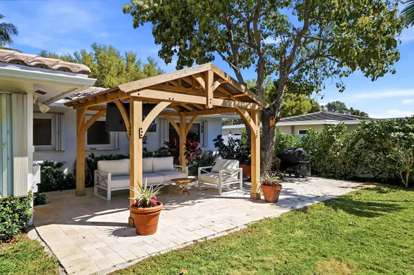 $750,000 | 2140 Northeast 52nd Court, Fort Lauderdale, FL 33308