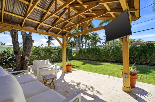 $750,000 | 2140 Northeast 52nd Court, Fort Lauderdale, FL 33308