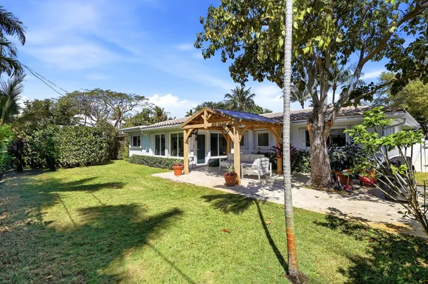 $750,000 | 2140 Northeast 52nd Court, Fort Lauderdale, FL 33308
