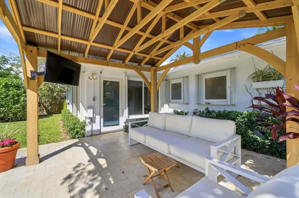 $750,000 | 2140 Northeast 52nd Court, Fort Lauderdale, FL 33308