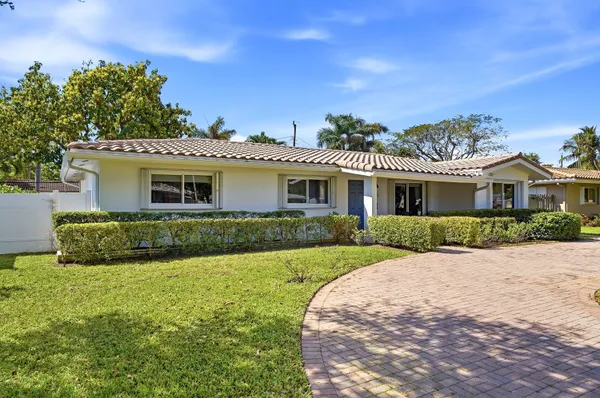 $750,000 | 2140 Northeast 52nd Court, Fort Lauderdale, FL 33308