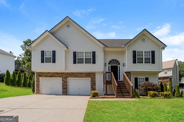 $433,000 | 302 Victory Commons Overlook, Acworth, GA 30102