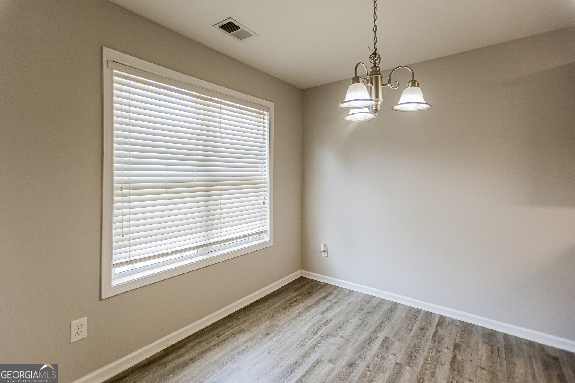 302 Victory Commons Overlook Acworth, GA 30102 - Photo 5 of 22